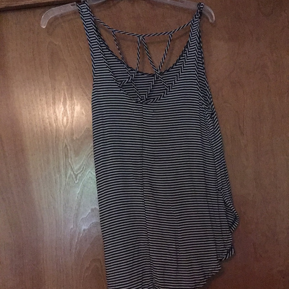 Top - Picture 2 of 2
